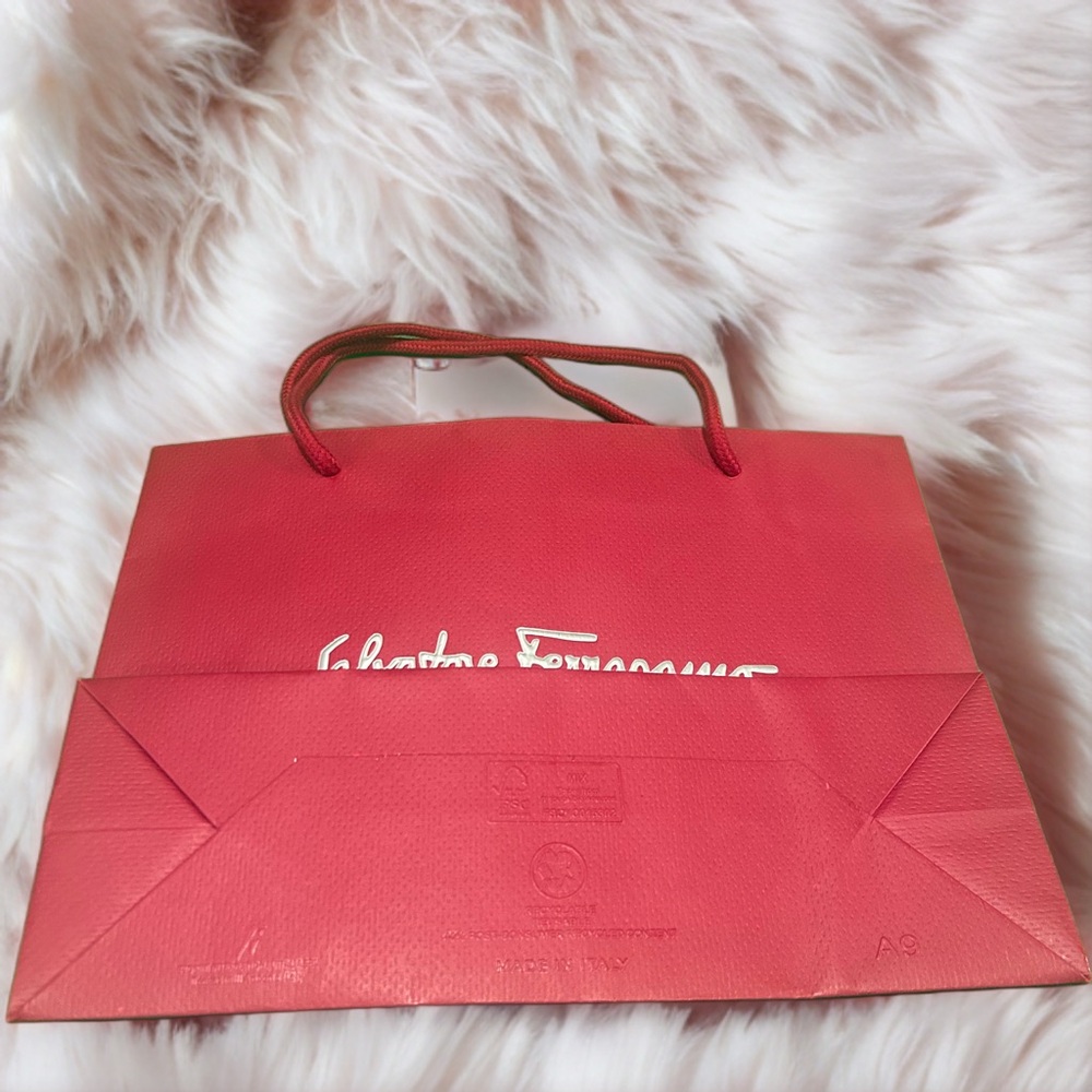 Salvatore Ferragamo Paper Bag - Picture 2 of 2